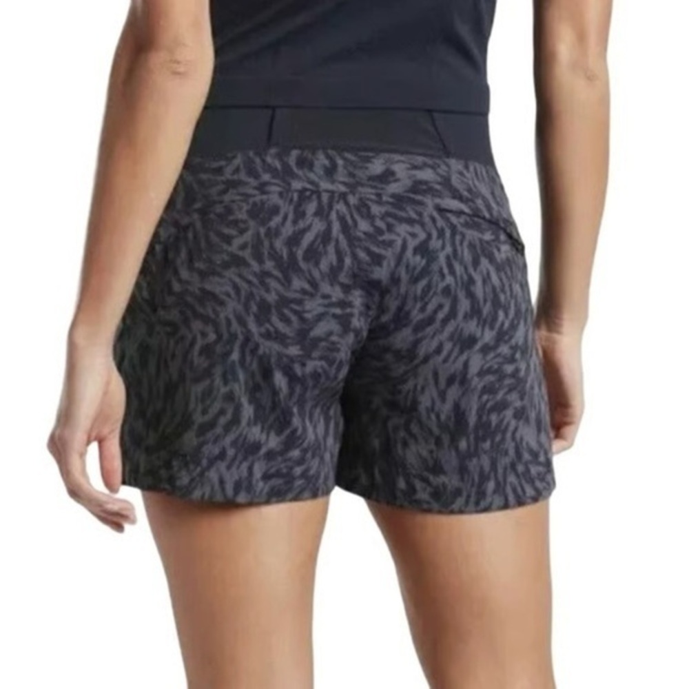 Athleta Womens Trekkie North Printed athletic shorts size 20